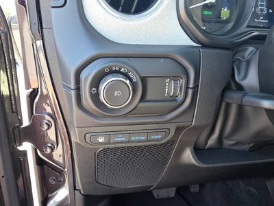 2025 Jeep Wrangler 4xe Sahara