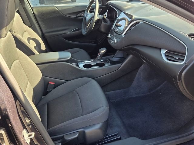 2023 Chevrolet Malibu RS