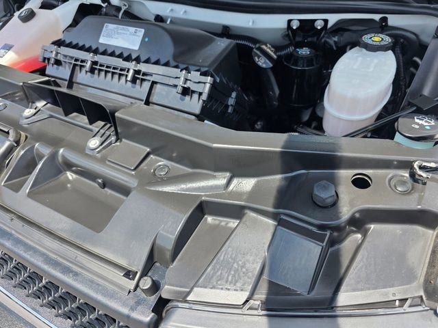 2024 Chevrolet Express Passenger 3500 1LT