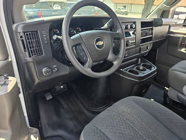 2024 Chevrolet Express Cargo 2500 WT