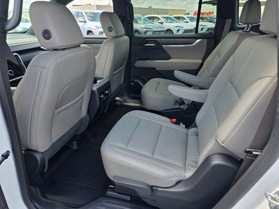 2024 GMC Acadia Elevation