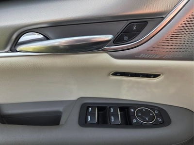 2021 Cadillac XT5 FWD Premium Luxury