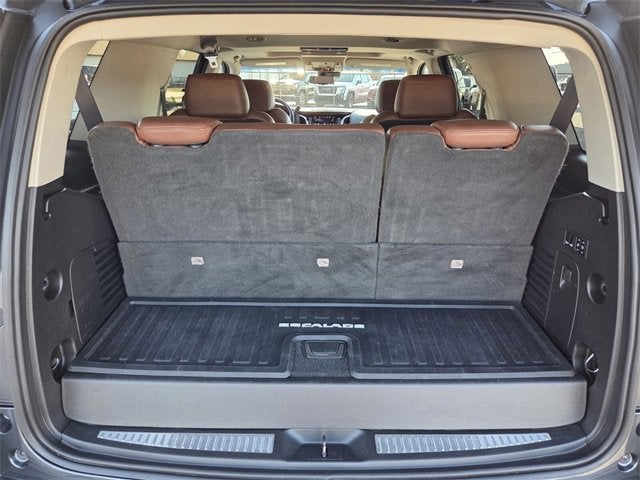 2020 Cadillac Escalade Luxury