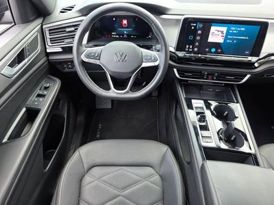 2024 Volkswagen Atlas Cross Sport 2.0T SE w/Technology