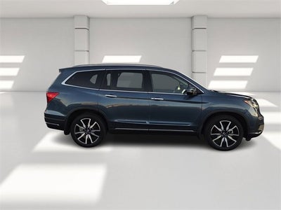 2022 Honda Pilot Touring 7-Passenger