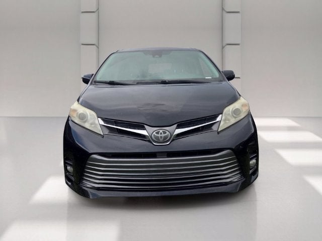 2019 Toyota Sienna XLE Auto Access Seat