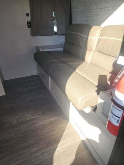 2023 FOREST RIVER AURORA 16RB Base