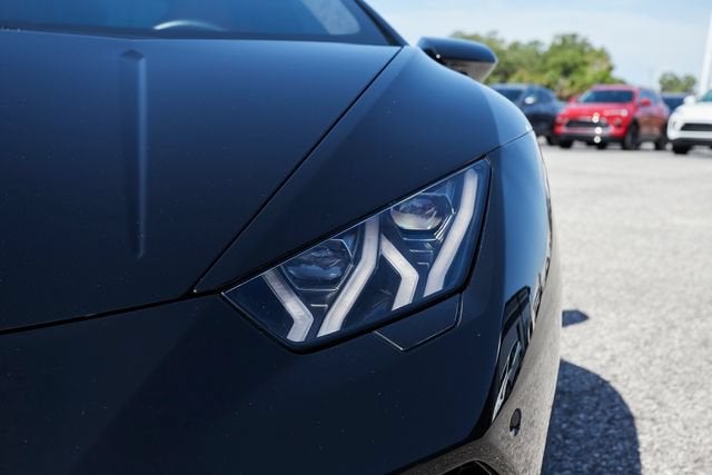 2018 LAMBORGHIN HURACAN Base