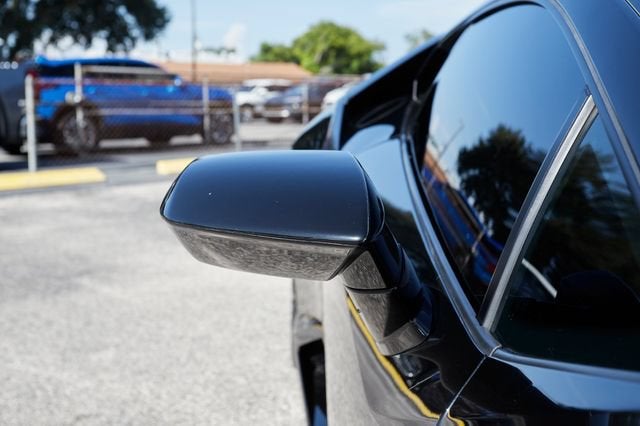 2018 LAMBORGHIN HURACAN Base