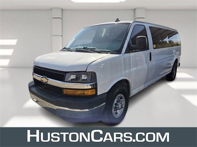 2017 Chevrolet Express Passenger 3500 LT