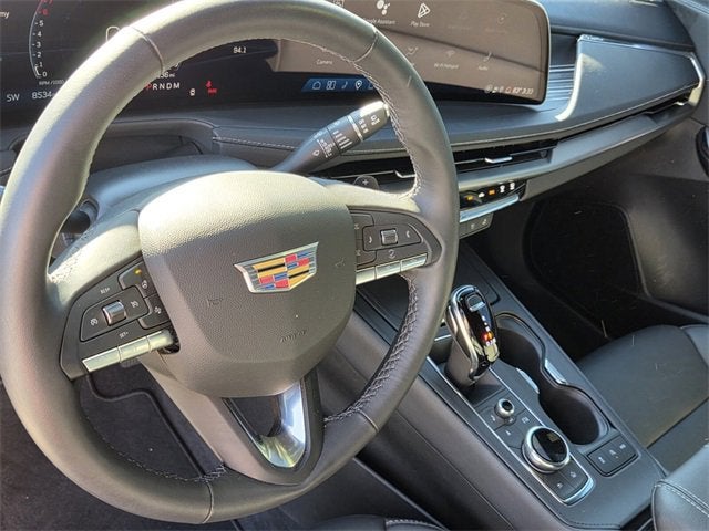 2025 Cadillac XT4 Premium Luxury