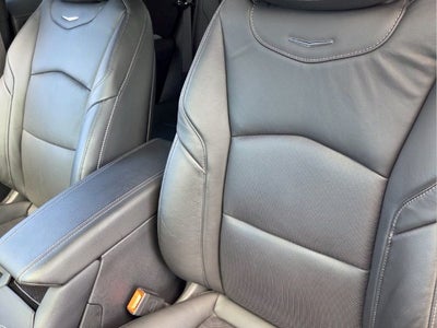 2023 Cadillac XT4 FWD Premium Luxury
