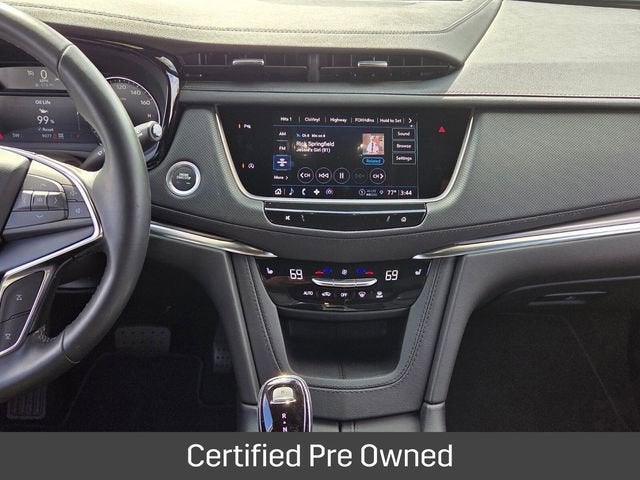 2024 Cadillac XT5 Luxury