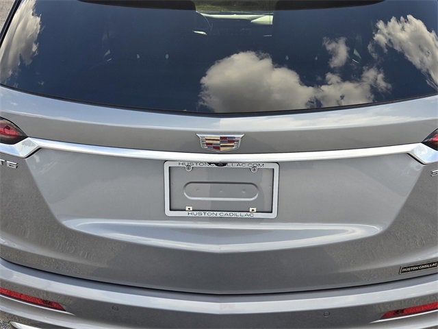 2025 Cadillac XT6 Luxury