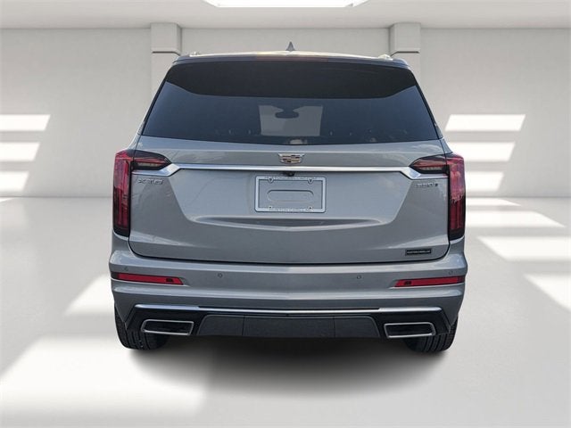 2025 Cadillac XT6 Luxury
