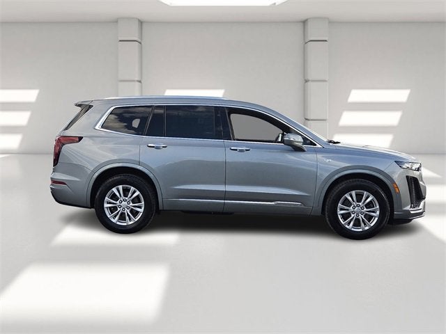 2025 Cadillac XT6 Luxury