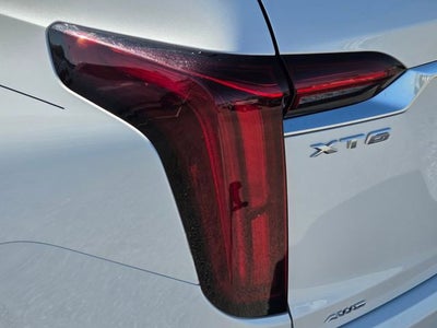 2024 Cadillac XT6 Luxury