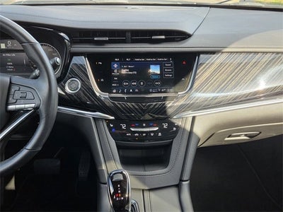2025 Cadillac XT6 Premium Luxury