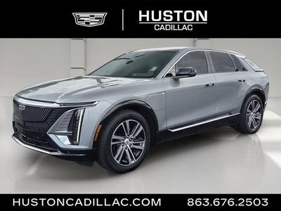 2024 Cadillac LYRIQ Luxury 2
