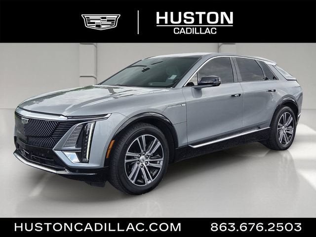 2024 Cadillac LYRIQ Luxury 2