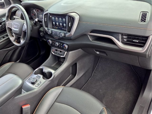 2024 GMC Terrain AT4