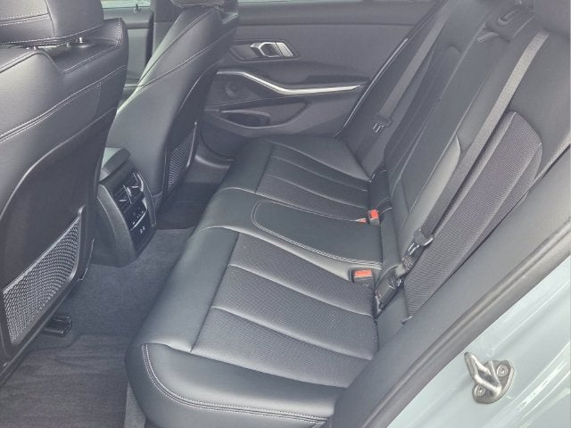 2023 BMW 3 Series 330e - Photo 12