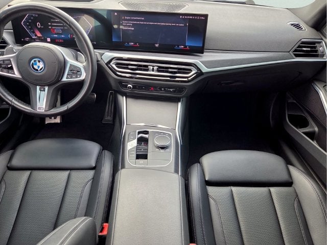 2023 BMW 3 Series 330e - Photo 15