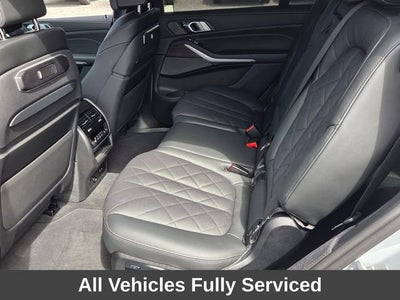 2025 BMW X7 xDrive40i