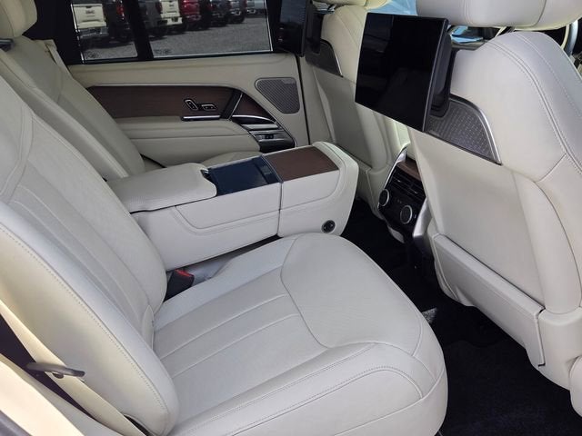 2024 Land Rover Range Rover Autobiography