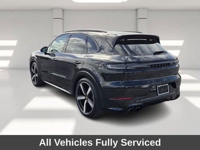 2025 Porsche Cayenne GTS