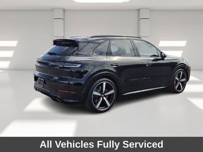 2025 Porsche Cayenne GTS