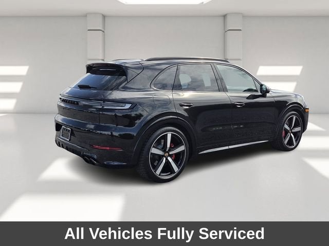 2025 Porsche Cayenne GTS