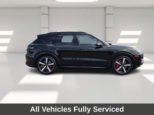 2025 Porsche Cayenne GTS