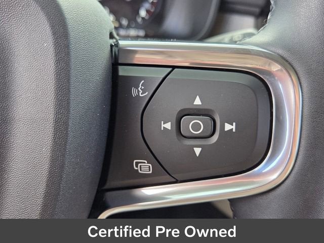 2022 Volvo XC40 Inscription