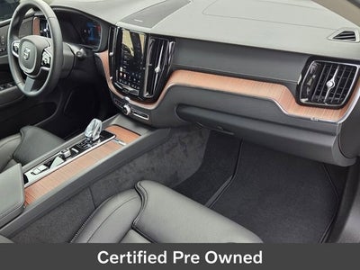 2024 Volvo XC60 Ultimate Dark Theme