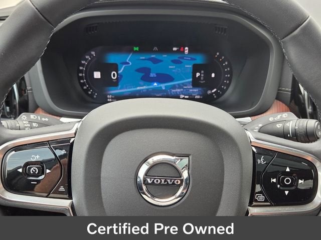 2024 Volvo XC60 Ultimate Dark Theme
