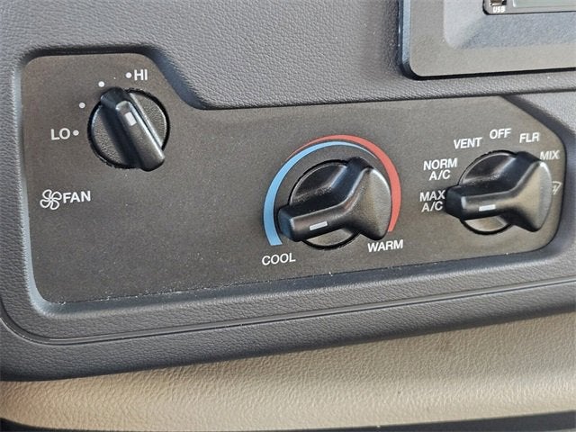 2021 Ford E-Series Cutaway Base