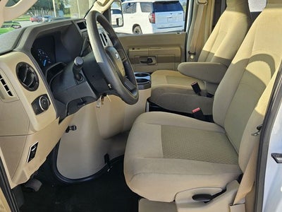 2021 Ford E-Series Cutaway Base