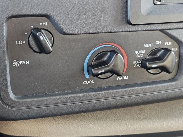 2021 Ford E-Series Cutaway Base