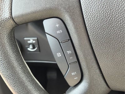 2025 Chevrolet Express Passenger 1LT