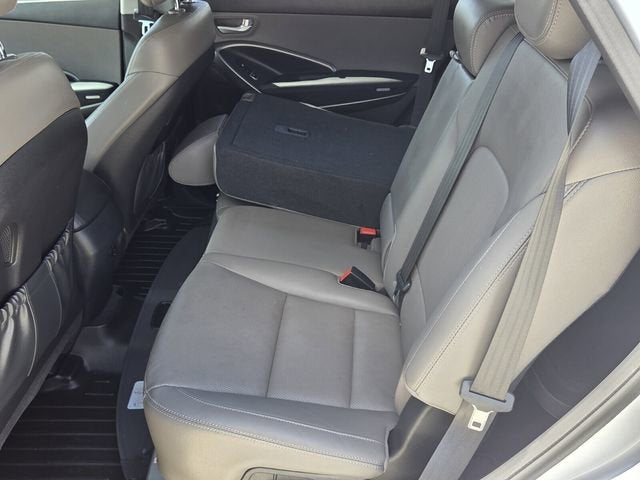 2017 Hyundai Santa Fe SE Ultimate