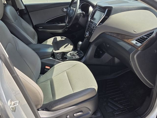 2017 Hyundai Santa Fe SE Ultimate