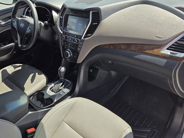 2017 Hyundai Santa Fe SE Ultimate