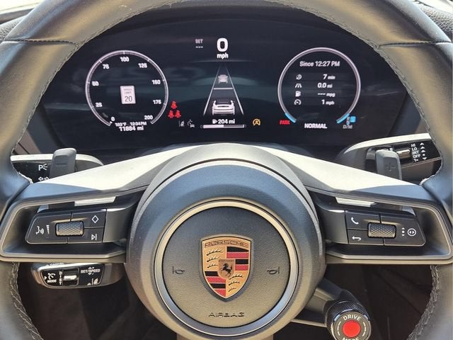 2025 Porsche 911 Carrera