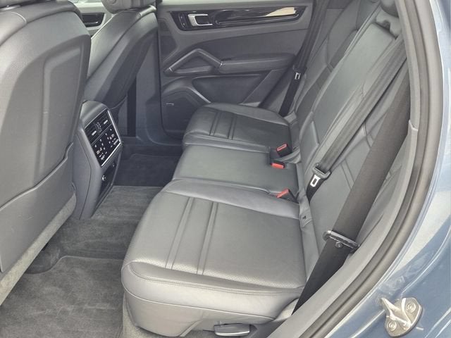 2019 Porsche Cayenne Base
