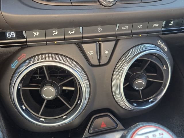 2023 Chevrolet Camaro LT1