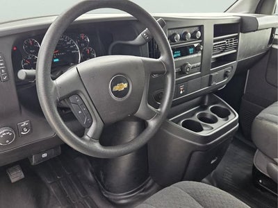 2025 Chevrolet Express Cargo WT