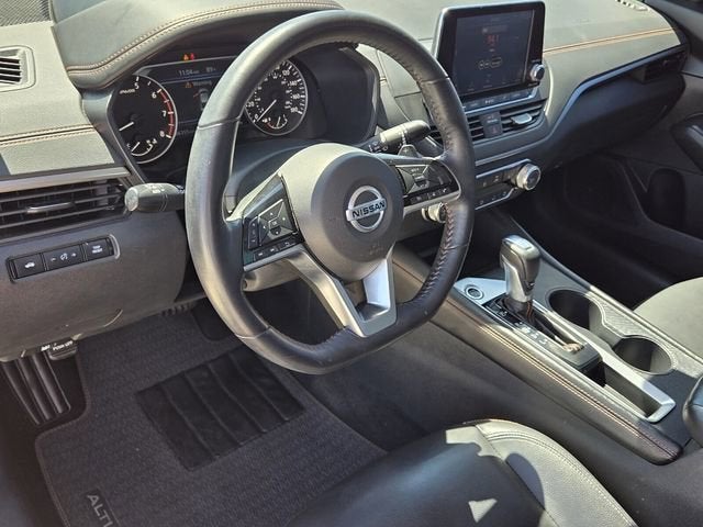 2020 Nissan Altima 2.0 SR