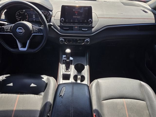 2020 Nissan Altima 2.0 SR