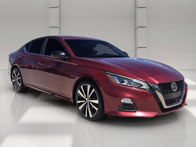 2020 Nissan Altima 2.0 SR